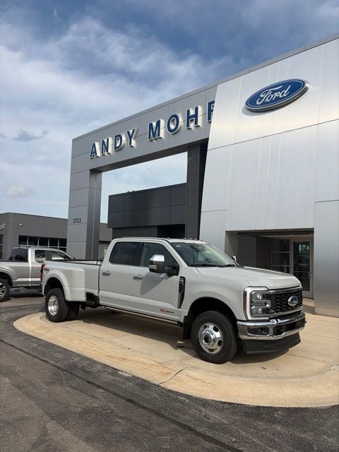 2026 Ford F-350 Lariat DRW