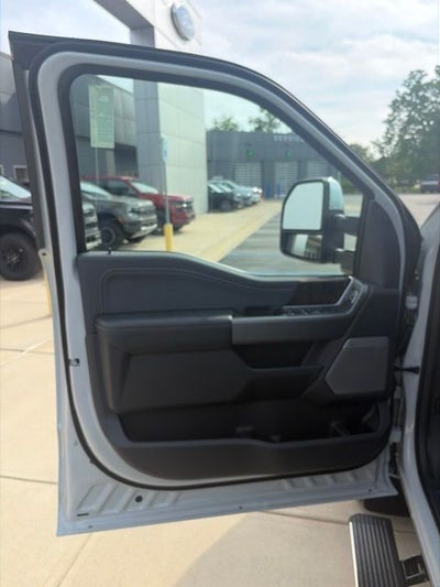 2026 Ford F-350 Lariat DRW
