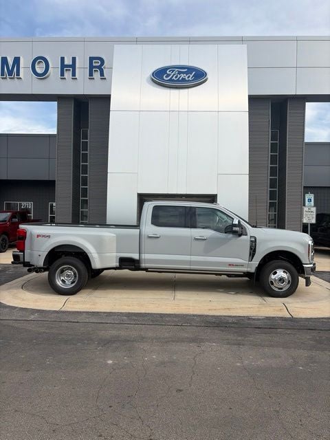 2026 Ford F-350 Lariat DRW