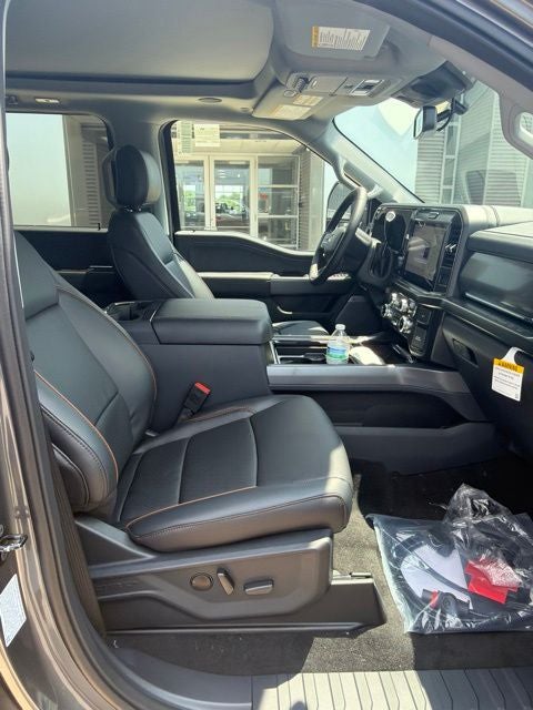 2026 Ford F-350 Lariat DRW