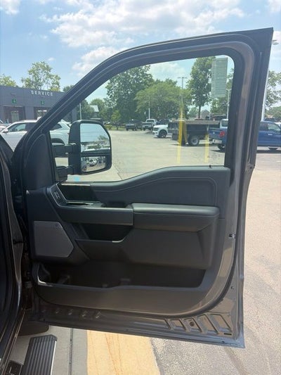 2026 Ford F-350 Lariat DRW