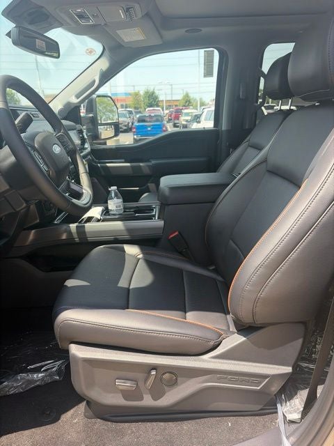 2026 Ford F-350 Lariat DRW