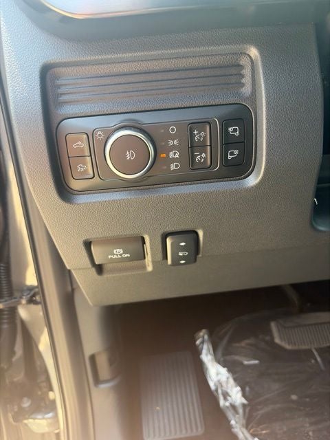 2026 Ford F-350 Lariat DRW