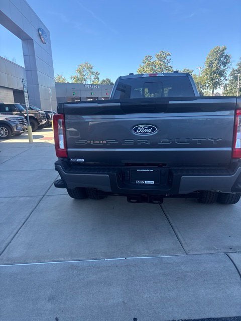 2027 Ford F-350 XL DRW