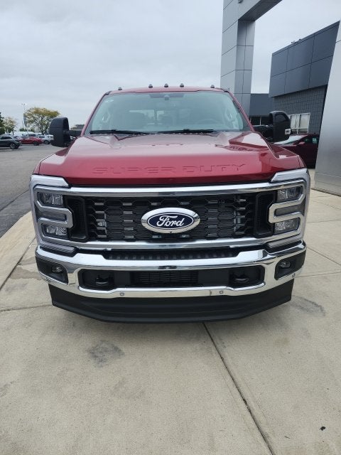 2027 Ford F-350 Lariat DRW