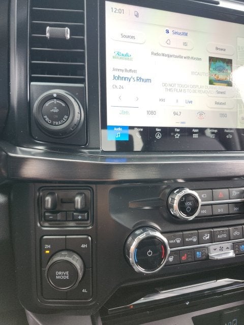 2027 Ford F-350 Lariat DRW