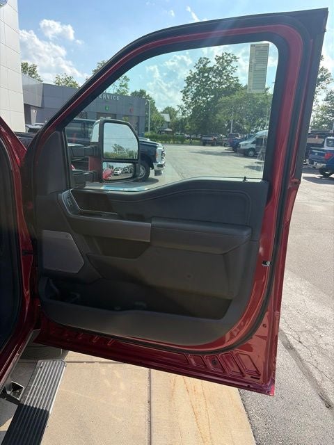 2026 Ford F-350 Lariat DRW