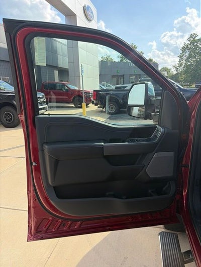 2026 Ford F-350 Lariat DRW