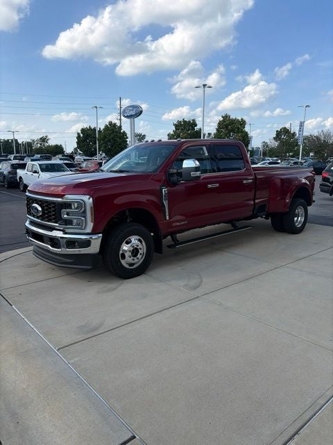 2026 Ford F-350 Lariat DRW