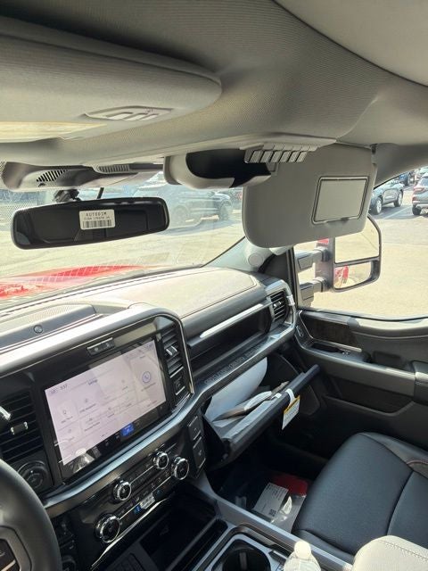 2026 Ford F-350 Lariat DRW