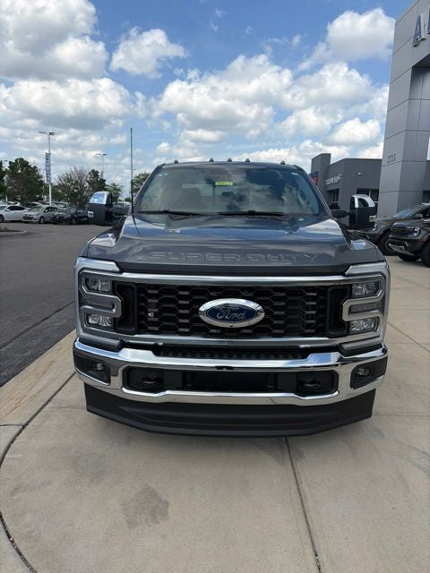 2026 Ford F-350 Lariat DRW