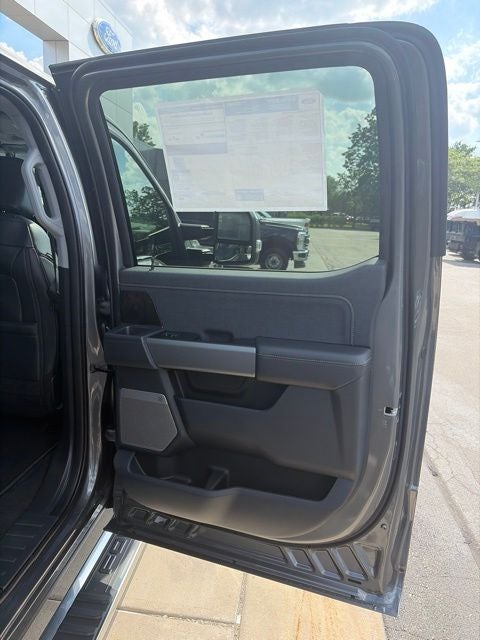 2026 Ford F-350 Lariat DRW