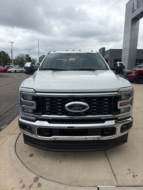2026 Ford F-350 Lariat DRW