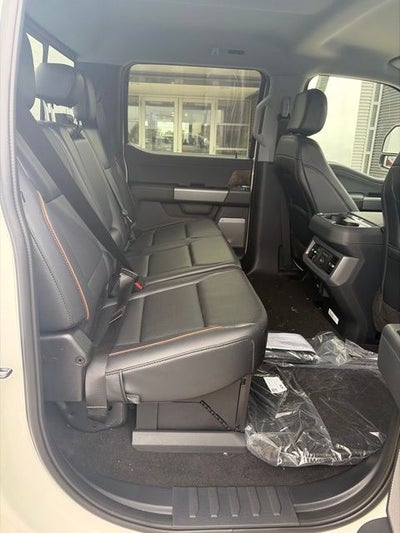2026 Ford F-350 Lariat DRW