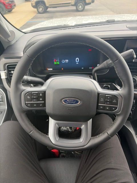 2026 Ford F-350 Lariat DRW