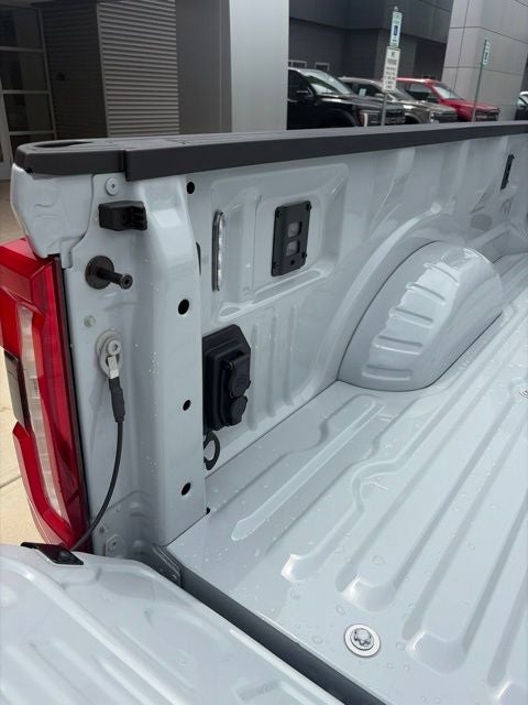 2026 Ford F-350 Lariat DRW