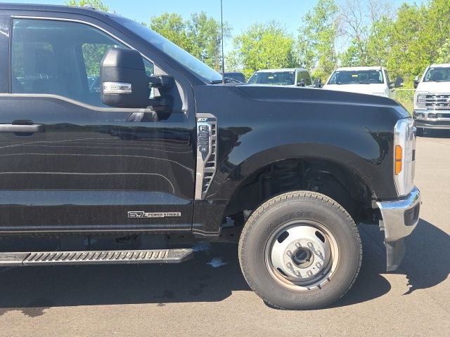 2026 Ford F-350 XLT