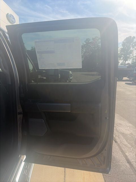 2026 Ford F-350 Lariat DRW