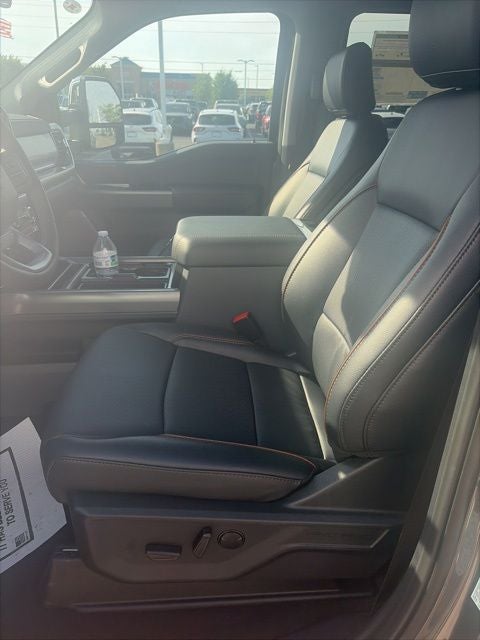 2026 Ford F-350 Lariat DRW