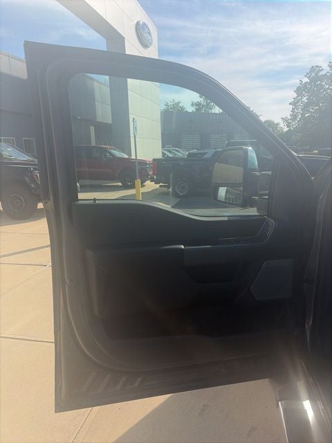 2026 Ford F-350 Lariat DRW