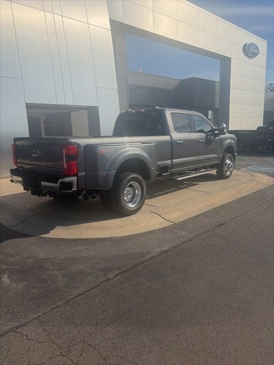 2026 Ford F-350 Lariat DRW