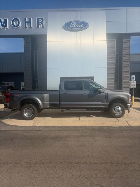 2026 Ford F-350 Lariat DRW