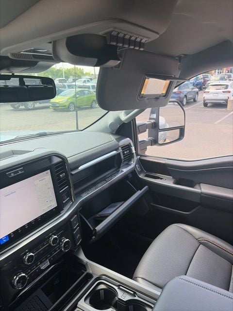 2026 Ford F-350 Lariat DRW