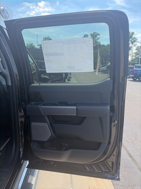 2026 Ford F-350 Lariat DRW