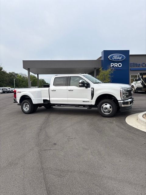 2026 Ford F-350 Lariat DRW