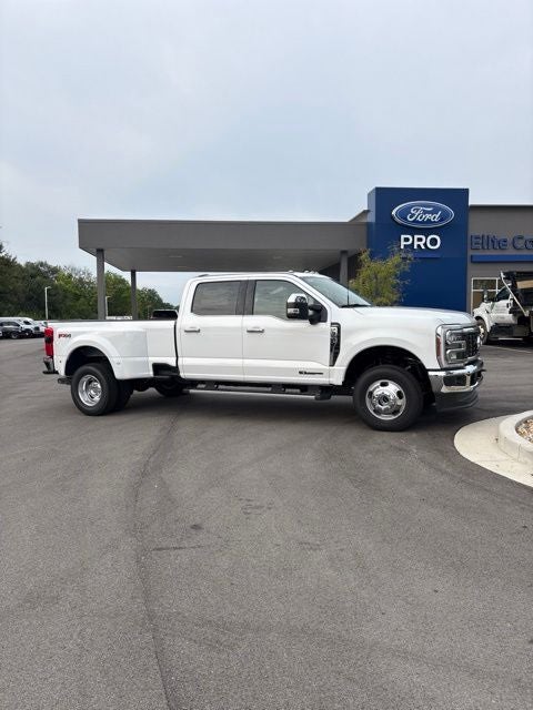 2026 Ford F-350 Lariat DRW