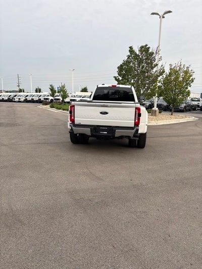 2026 Ford F-350 Lariat DRW