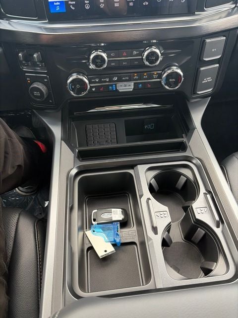 2026 Ford F-350 Lariat DRW