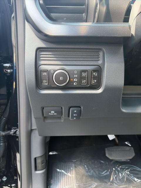 2026 Ford F-350 Lariat DRW