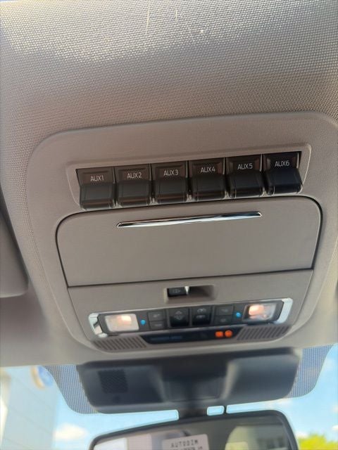 2026 Ford F-350 Lariat DRW