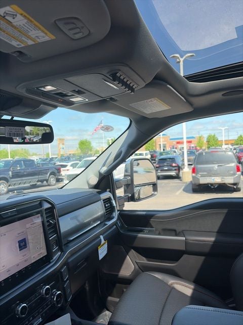 2026 Ford F-350 Lariat DRW