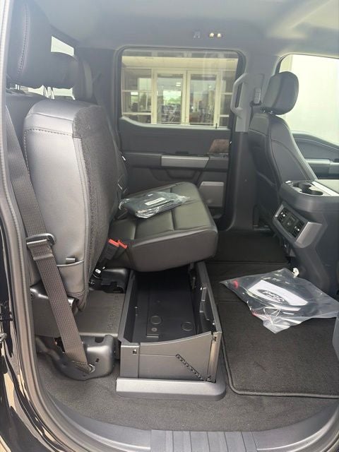 2026 Ford F-350 Lariat DRW