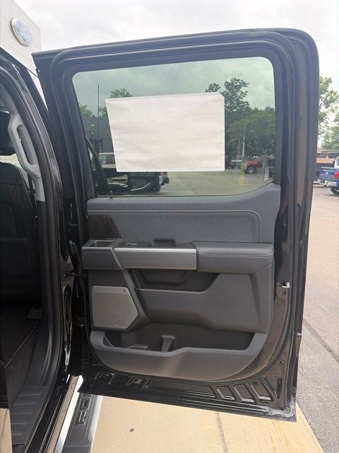 2026 Ford F-350 Lariat DRW