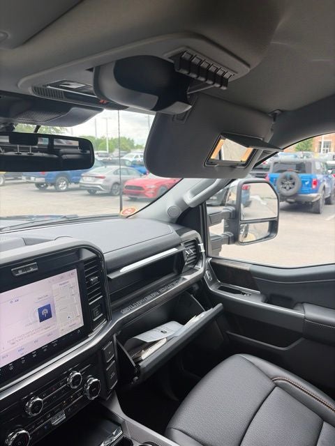 2026 Ford F-350 Lariat DRW
