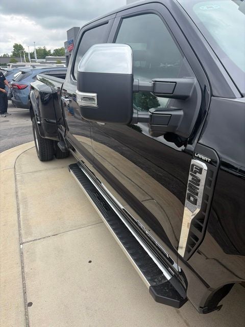 2026 Ford F-350 Lariat DRW