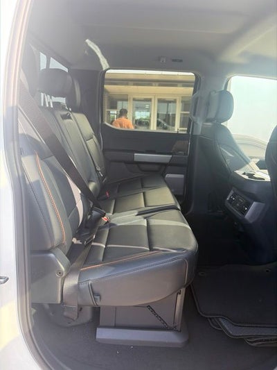 2026 Ford F-350 Lariat DRW