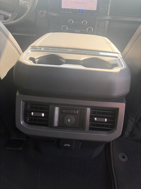 2026 Ford F-350 Lariat DRW