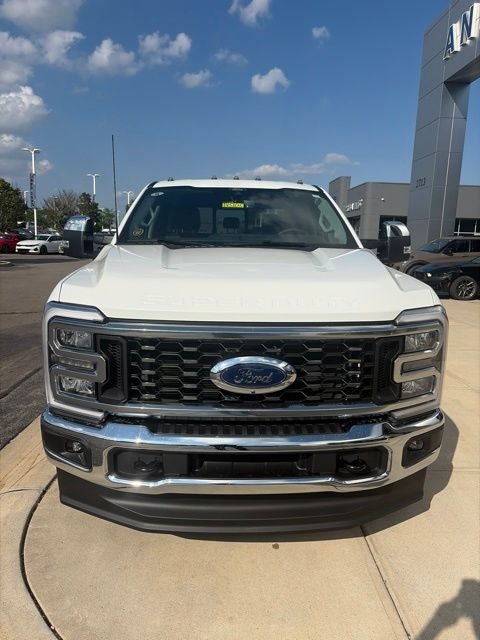 2026 Ford F-350 Lariat DRW