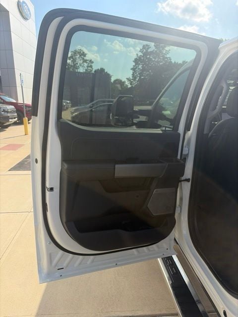 2026 Ford F-350 Lariat DRW
