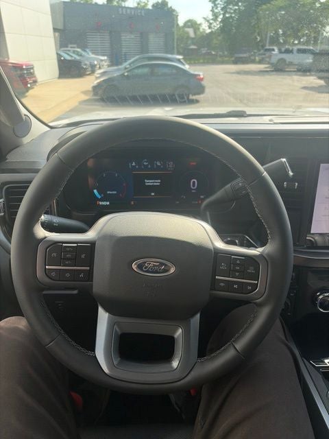 2026 Ford F-350 Lariat DRW