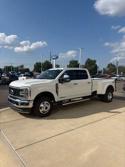 2026 Ford F-350 Lariat DRW