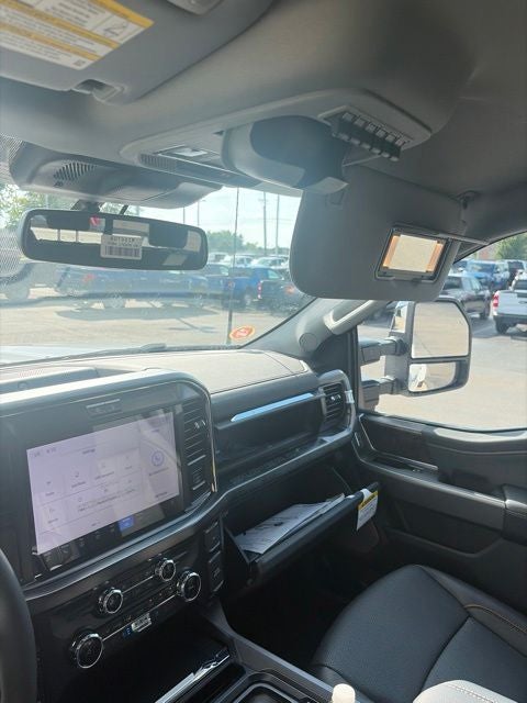 2026 Ford F-350 Lariat DRW