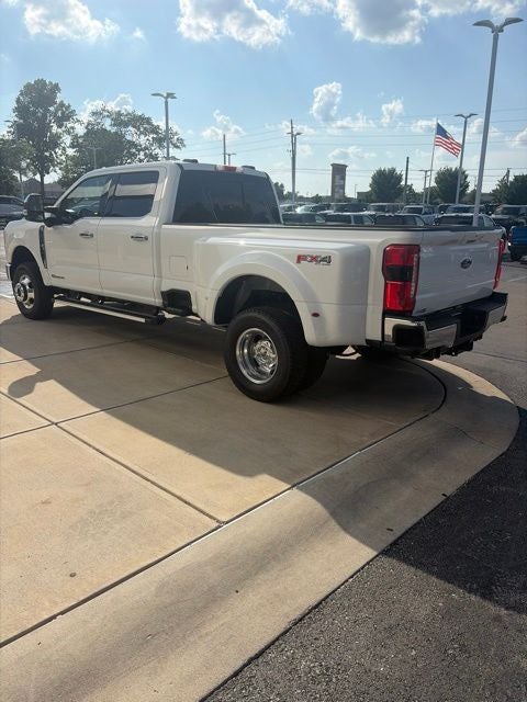 2026 Ford F-350 Lariat DRW