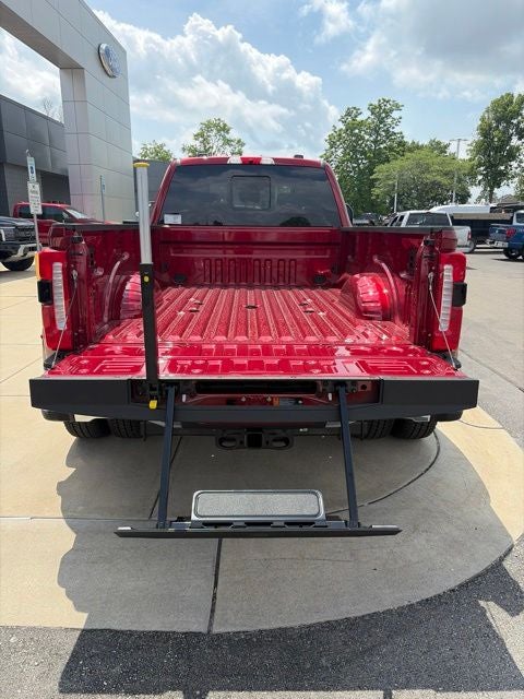 2026 Ford F-350 Lariat DRW