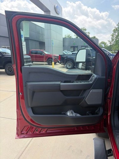 2026 Ford F-350 Lariat DRW