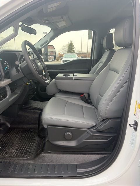 2026 Ford F-350 XL DRW